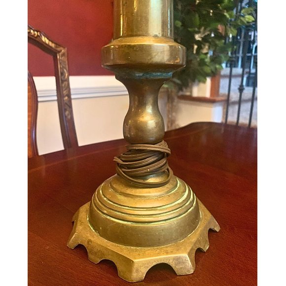 Vintage Solid Brass Table Lamp MCM 26.5 in Tall No Shade Beautiful Patina - Picture 7 of 8